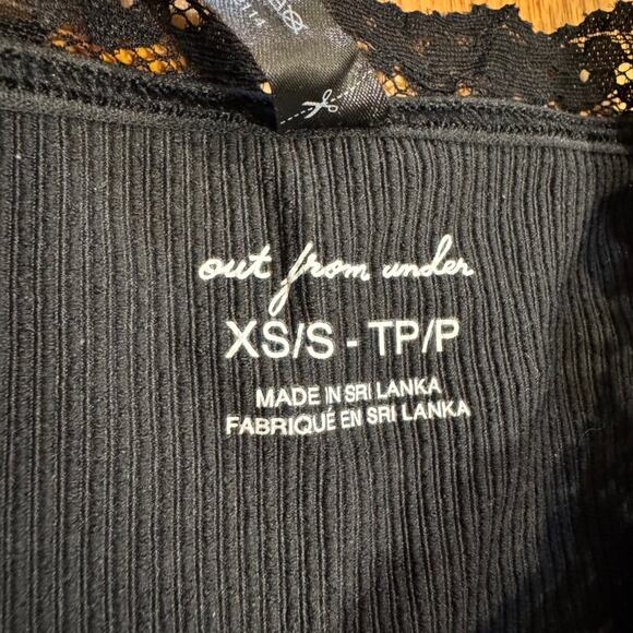 Out From Under Black Off Shoulder Lace Trim Ribbed Crop Top XS/S Long Sleeve - Picture 3 of 3